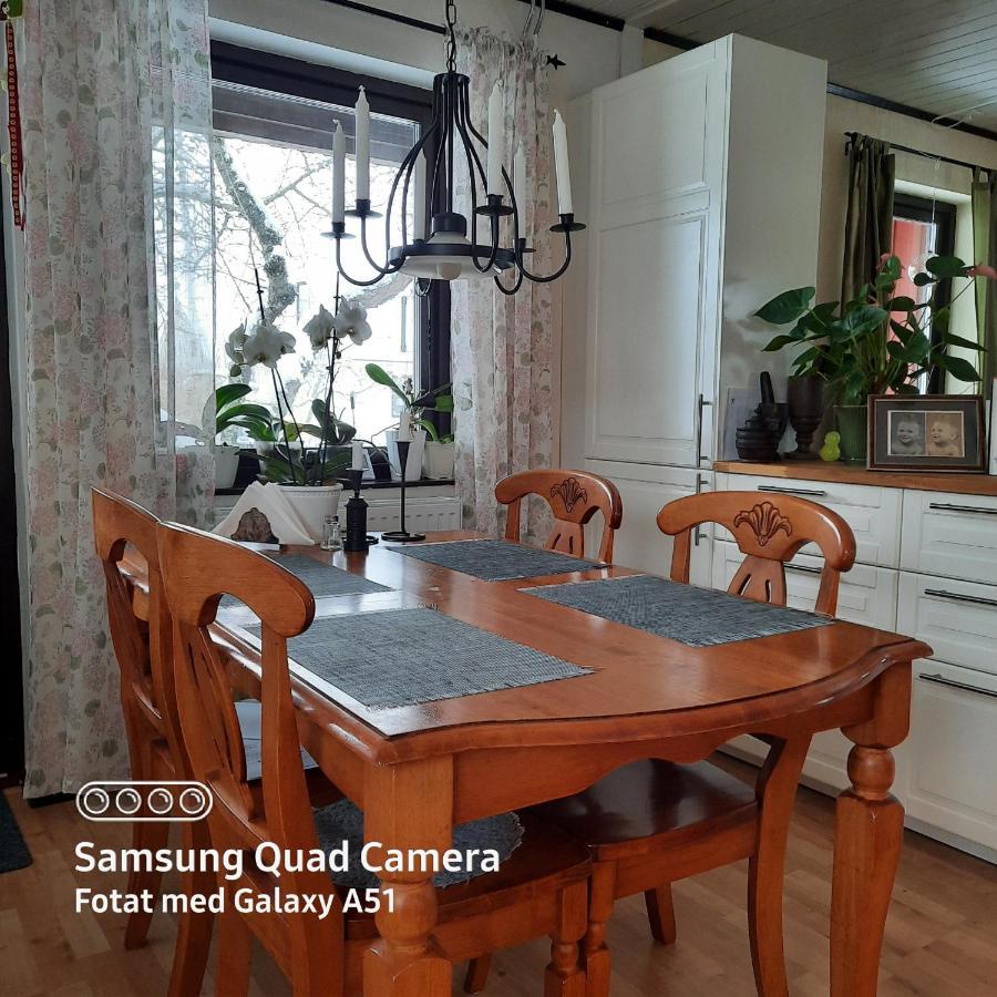 Naturnaera Dubbelrum B&B I Uppsala Ramstalund Eksteriør bilde