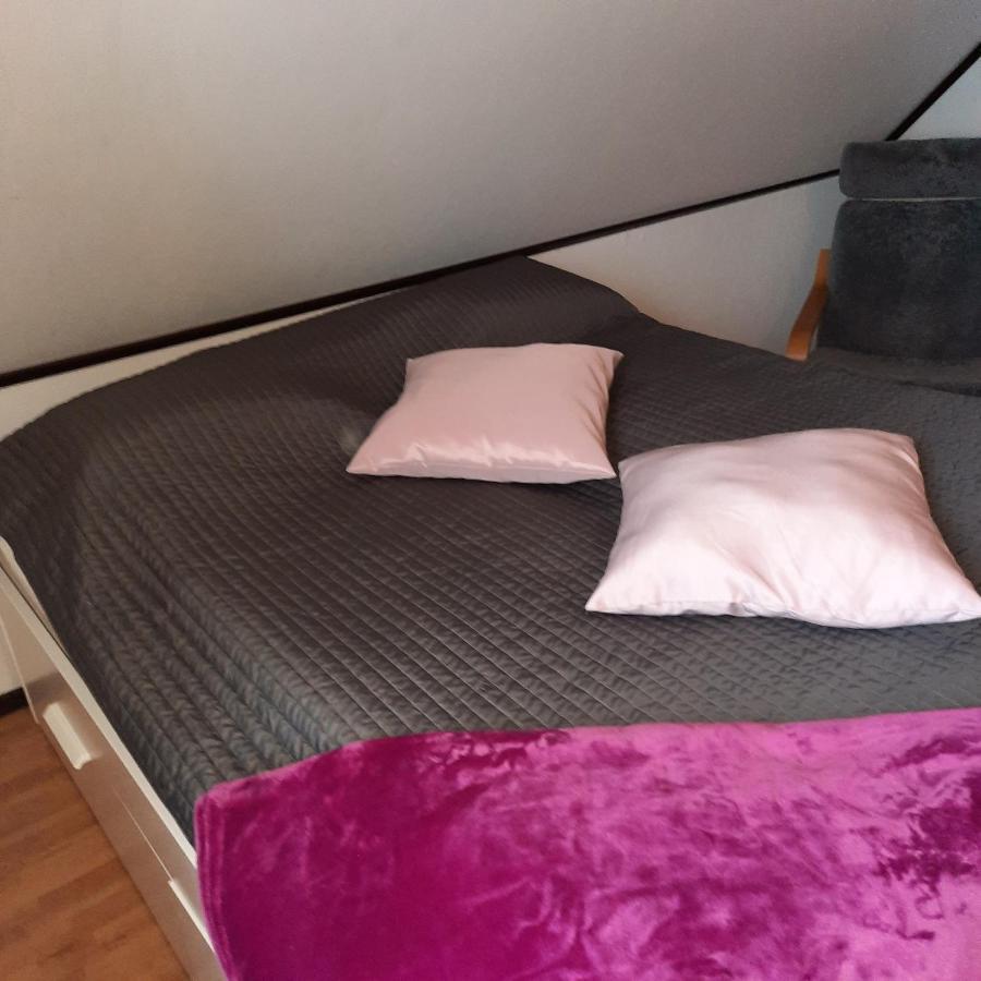 Naturnaera Dubbelrum B&B I Uppsala Ramstalund Eksteriør bilde